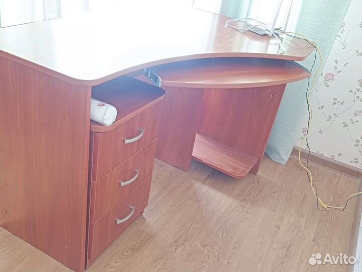 Компьютерный стол бу