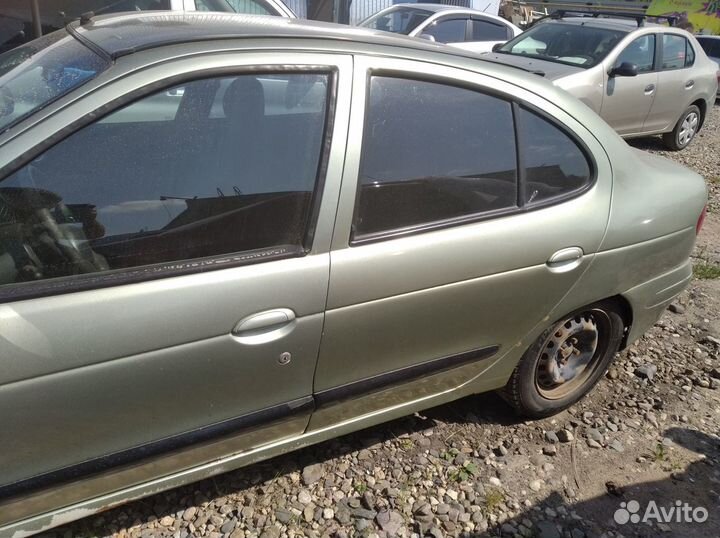 Дверь передняя левая Рено Меган 1 2003год