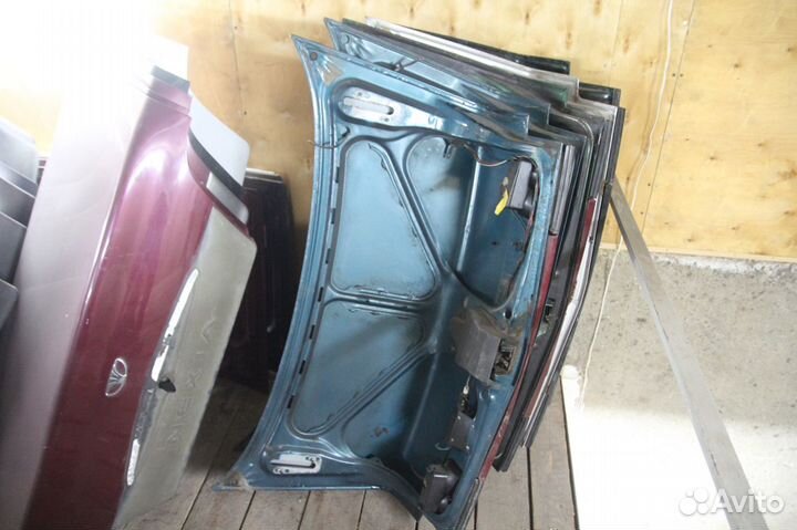 Крышка багажника Ваз -2110