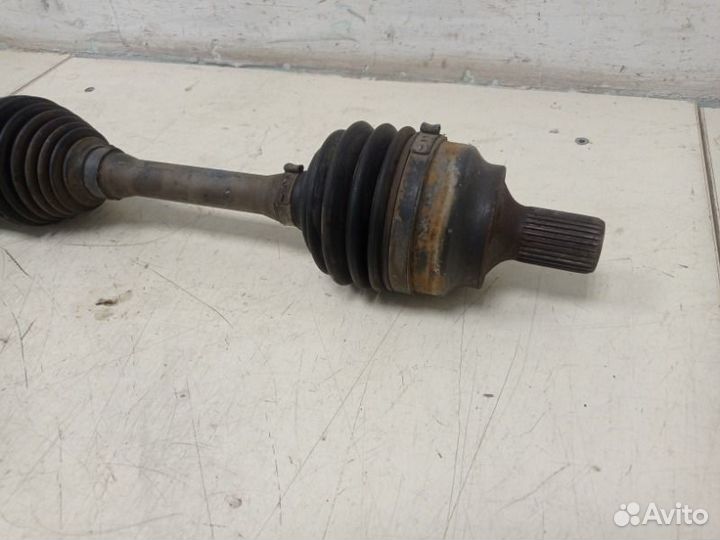 Полуось передняя правый Mercedes-Benz Glk Х204