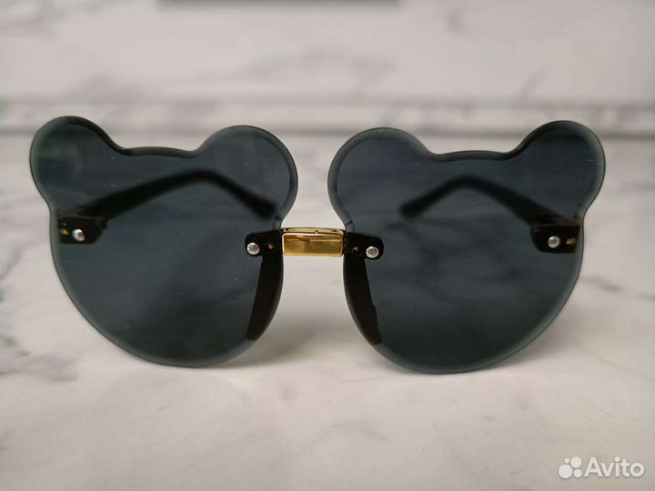 Детские солнечные очки девочке и мальчику новые