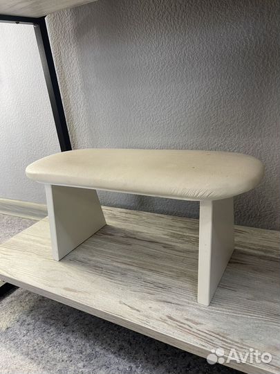 Подставка для рук маникюрная