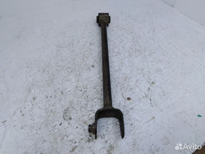 Рычаг задний поперечный