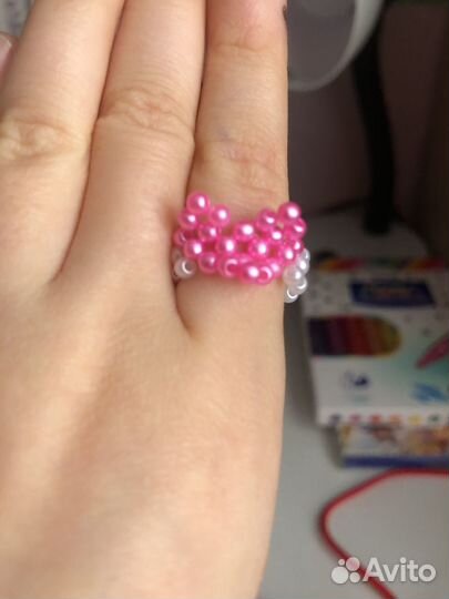 Кольцо с сердцем из бисера