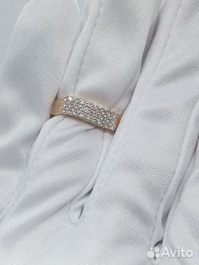 Золотое кольцо с фианитом 17р