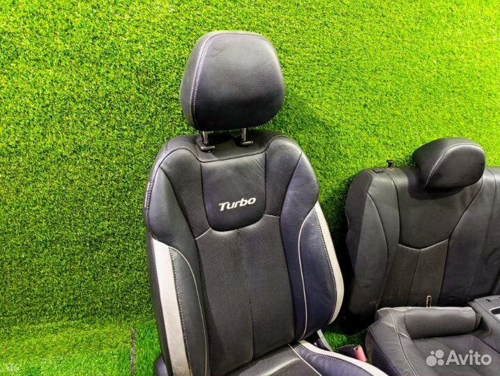 Сиденье Hyundai Veloster FS G4FJ 2012