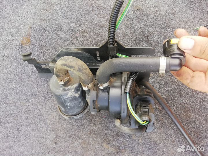 Клапан вентиляции бака VW Bora Golf 4