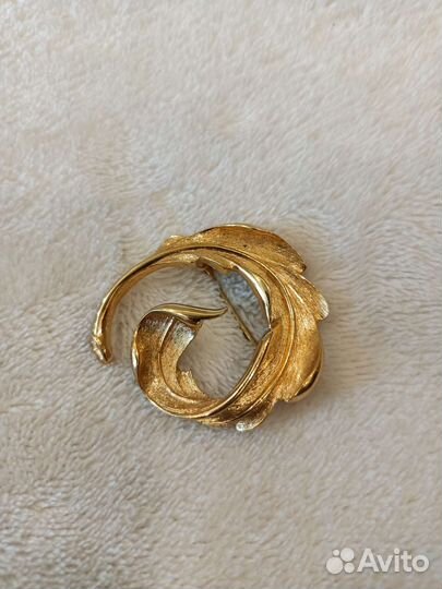 Винтажная брошь monet