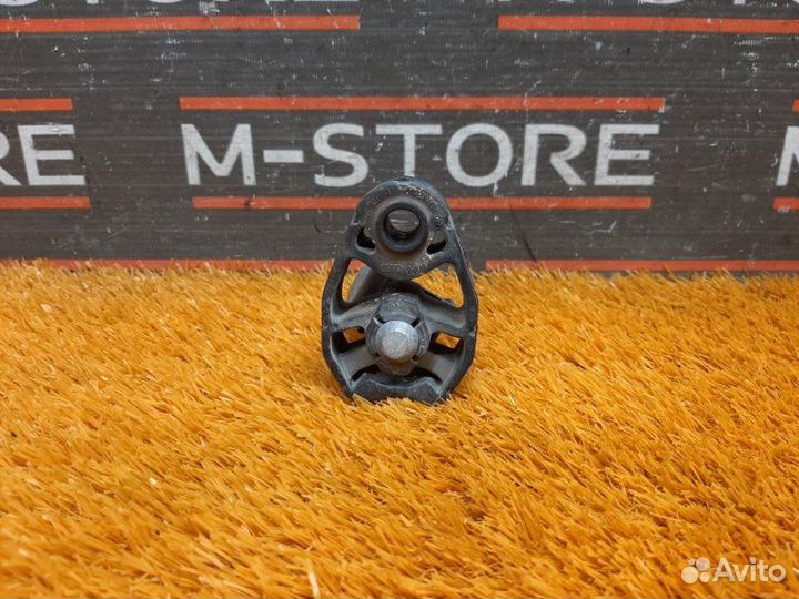 Подушка глушителя Audi Q5 8R cdnc 2009