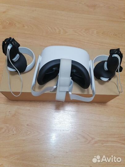 Шлем виртуальной реальности Oculus Quest 2 (128GB)