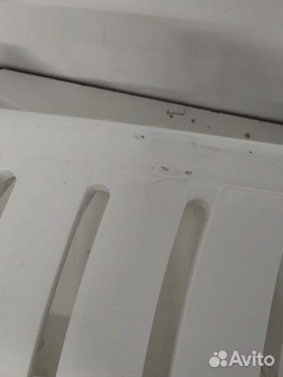 Шезлонг лежак пластиковый