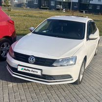 Volkswagen Jetta 1.6 MT, 2015, 285 000 км, с пробегом, цена 710 000 руб.