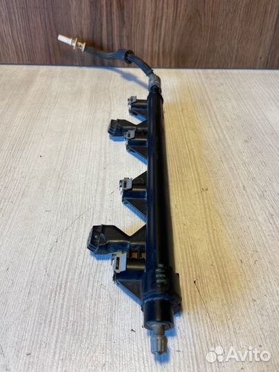 Топливная рампа Peugeot 408 EP6C 1 2012