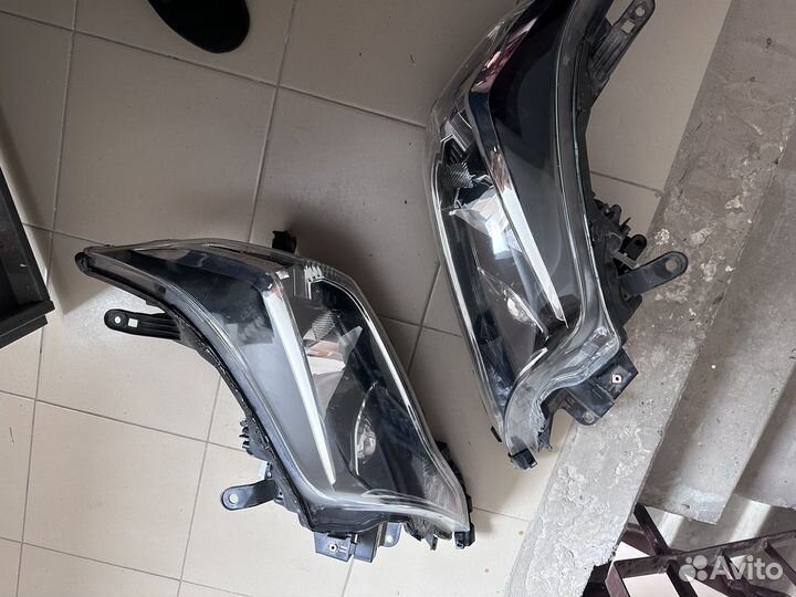 Фары IED передние toyota prado 150