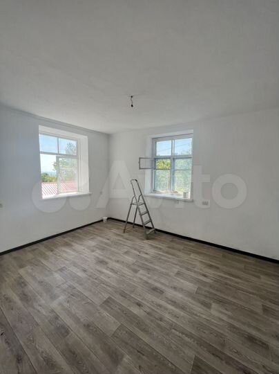 2-к. квартира, 42 м², 2/2 эт.