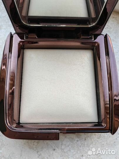 Hourglass палетки, пудры, тушь, праймер