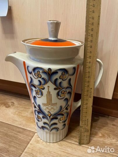 Чайник с символикой Олимпиада 80