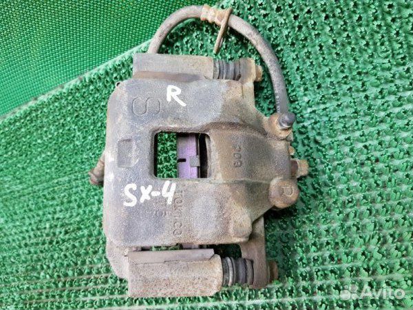 Суппорт передний правый Suzuki Sx4 GYA M16A