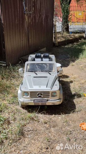 Детский электромобиль