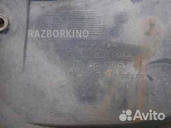 Водосток лобового стекла (жабо)