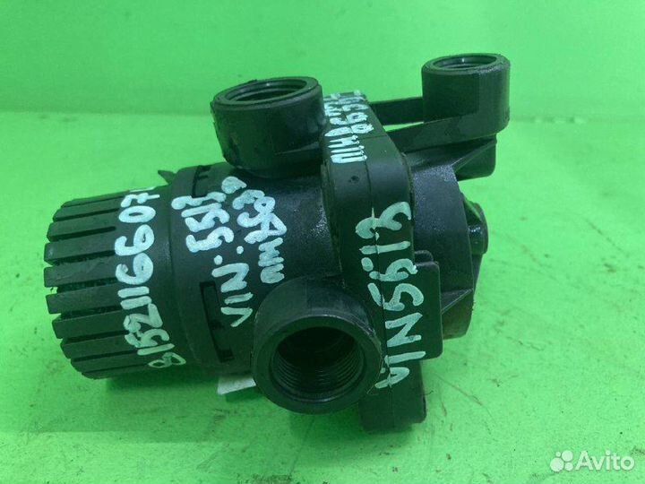 Ускорительный клапан MAN TGX