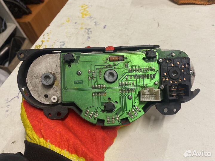 Блок управления отопителем Chevrolet Lacetti 03-13