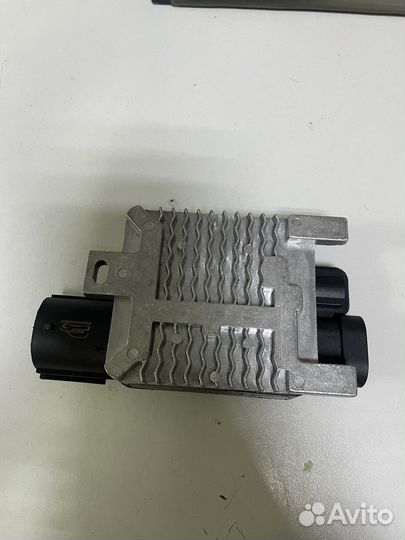 Блок управления вентилятором mazda 3 bk