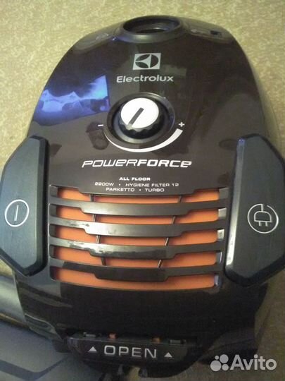 Пылесос Electrolux powerforce