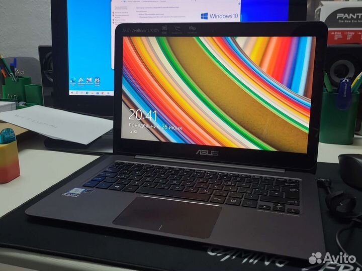 Asus ZenBook UX305C