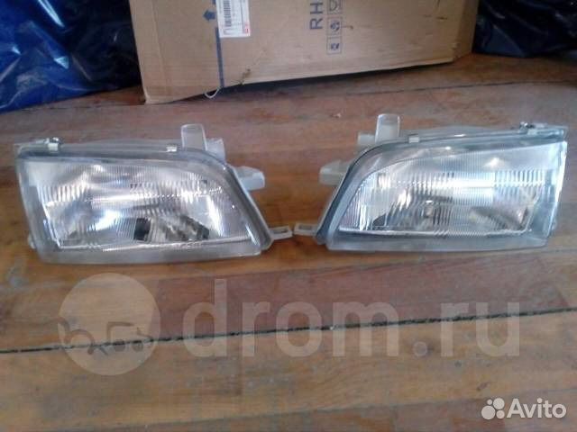 Фары Toyota Corona 92-96 г. в