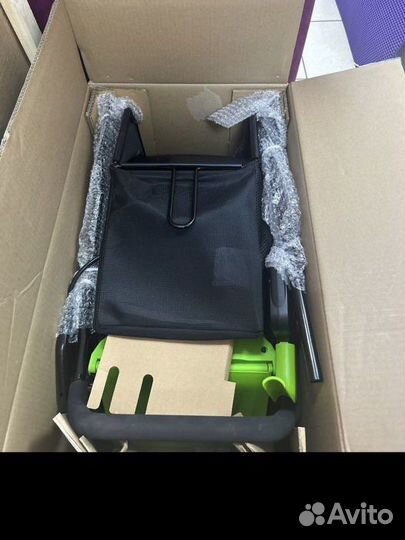 Газонокосилка greenworks