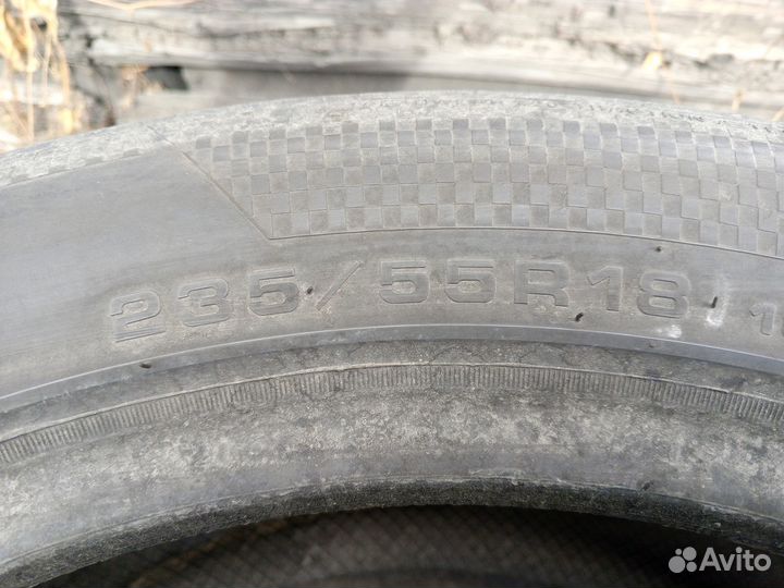 Wanda TR088 235/55 R18