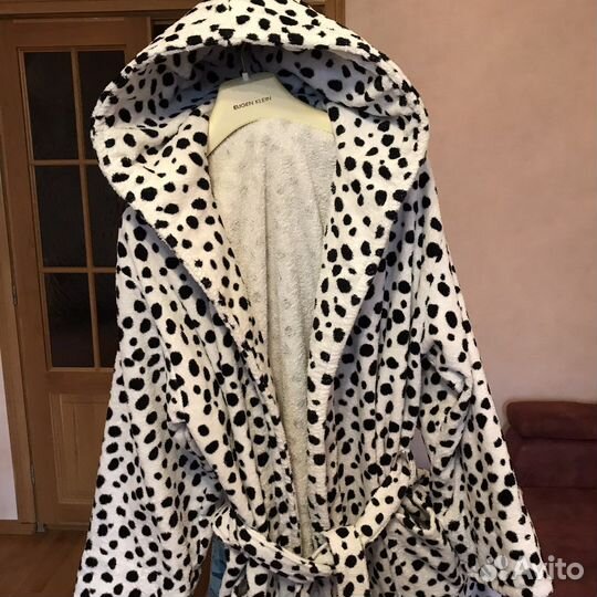 Халат махровый женский с капюшоном