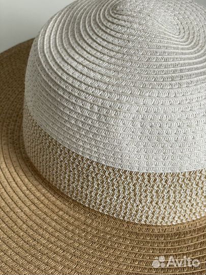 Шляпа женская соломенная