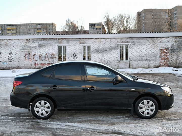 Hyundai Elantra 1.6 МТ, 2010, 259 000 км