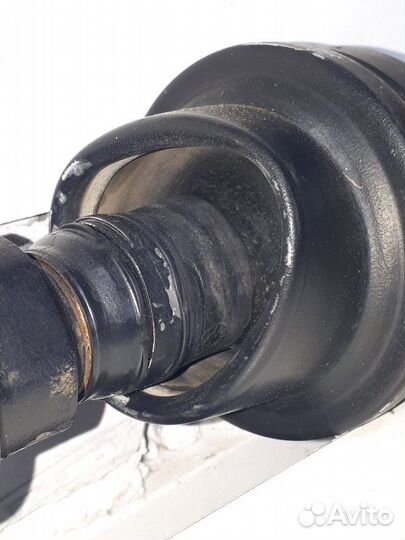 Карданный вал передний Land Rover Vogue L405 3.0D