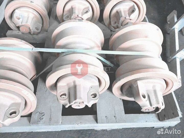 Каток поддерживающий Hitachi ZX270 FT3724