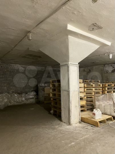 Склад, 300 м²