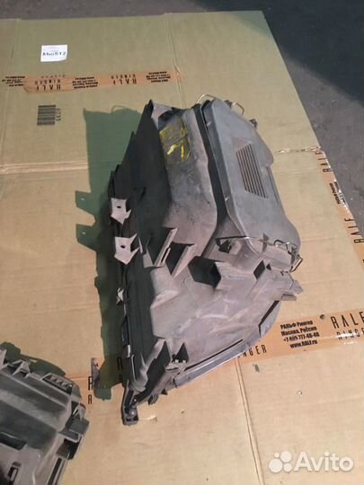 Корпус фары Передний левый Mercedes W140