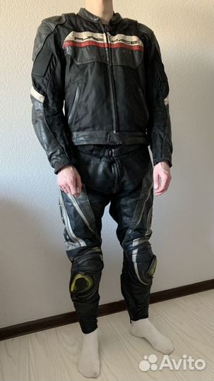 Мотокостюм