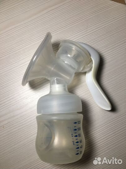 Молокоотсос avent ручной