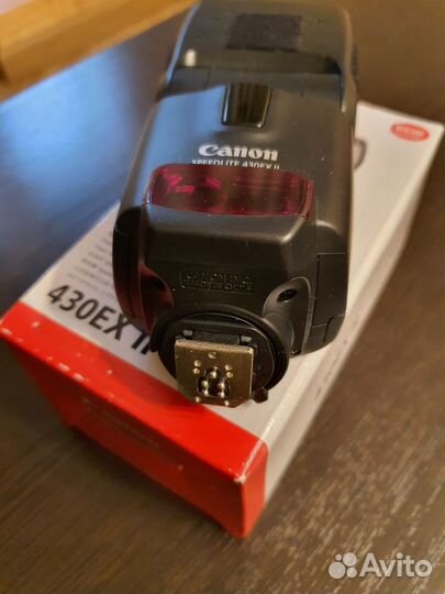 Вспышка Canon Speedlite 430EX II