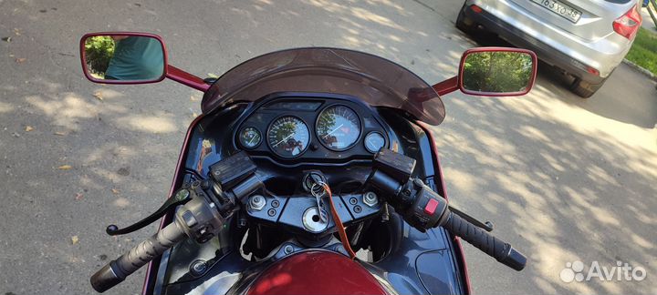 Kawasaki zzr1100