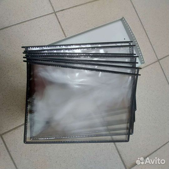 Перекидная система А4 настенная на 20 карманов