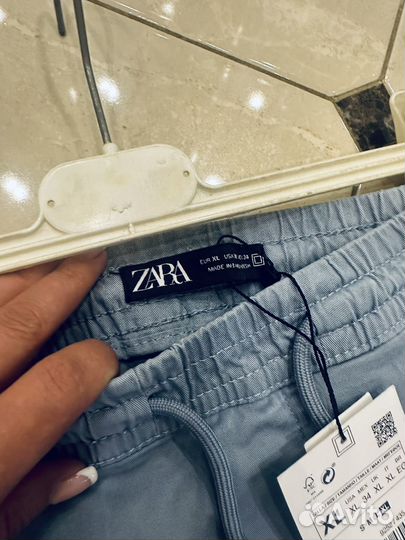 Zara Шорты мужские, новые