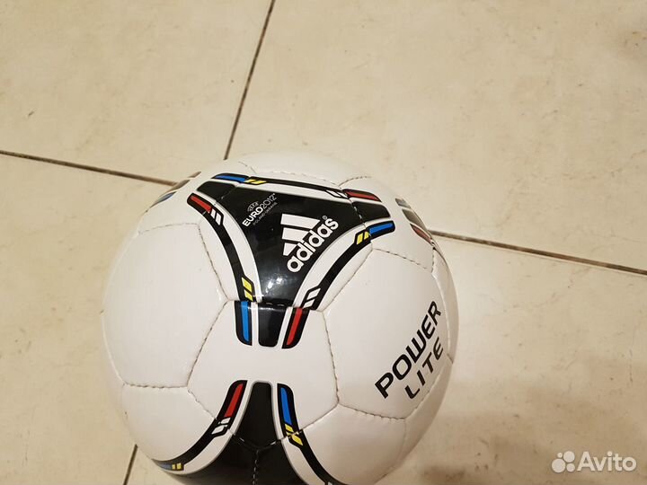 Мяч футбольный Adidas р.5, разного цвета на выбор