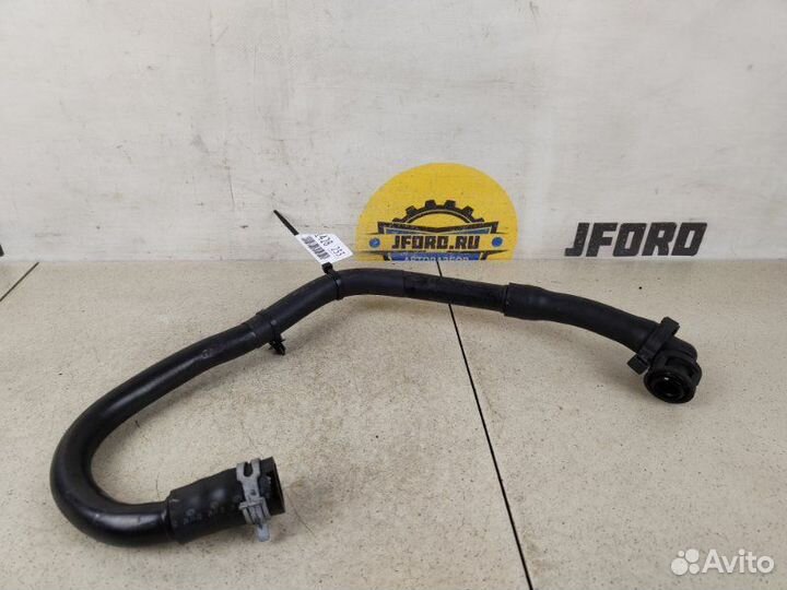 Патрубок картерных газов Ford Focus 3 CB8 1.6