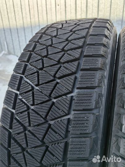 Bridgestone Blizzak DM-V2 225/60 R17 99Q