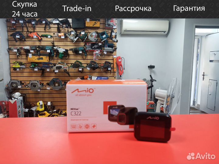 Видеорегистратор MiVue C322