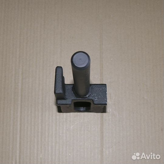 Кулак запорный седельного устройства камаз